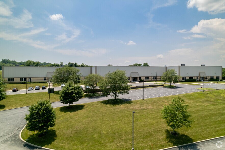 More Photos Of 100 Cheshire Ct, Coatesville Warehouse For Lease