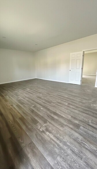 More Photos Of 2563 Roosevelt Hwy, Manchester Office For Sale