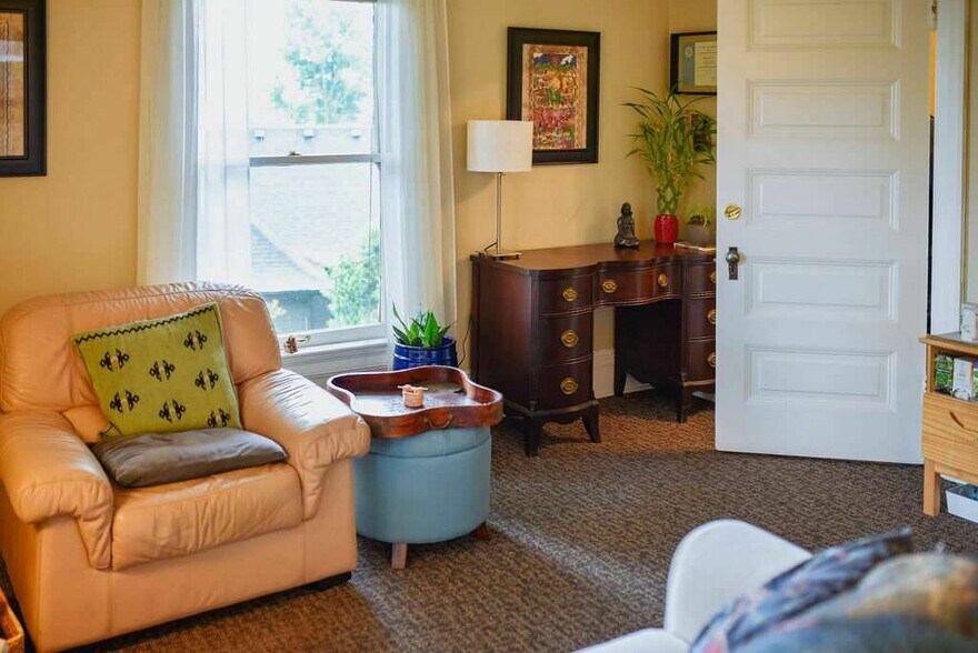 More Photos Of 916 SW King Ave, Portland Office Residential For Sale