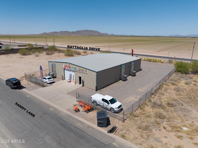 More Photos Of 8282 W Sandy Ln, Arizona City Warehouse For Sale