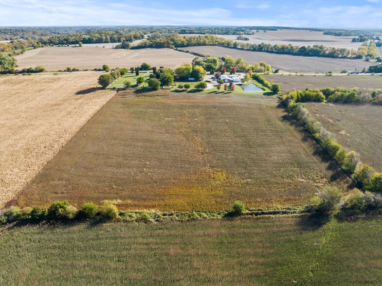 More Photos Of 4N250 State Route 47, Maple Park Restaurant For Sale