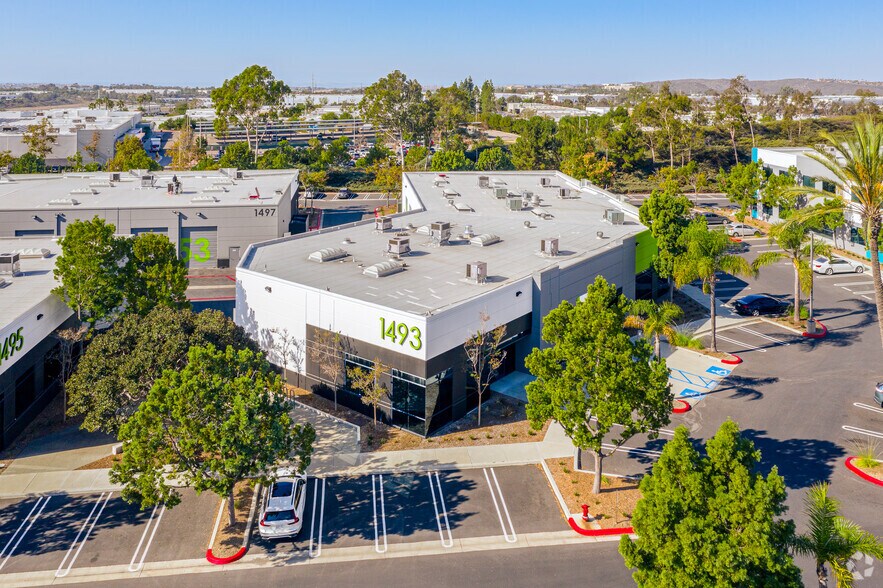 Primary Photo Of 1491 Poinsettia Ave, Vista Unknown For Lease