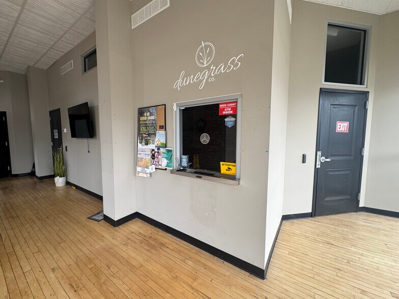 More Photos Of 801 N State St, Big Rapids Freestanding For Sale