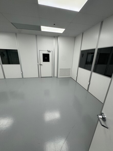 More Photos Of 190 E San Antonio Dr, King City Industrial For Sale