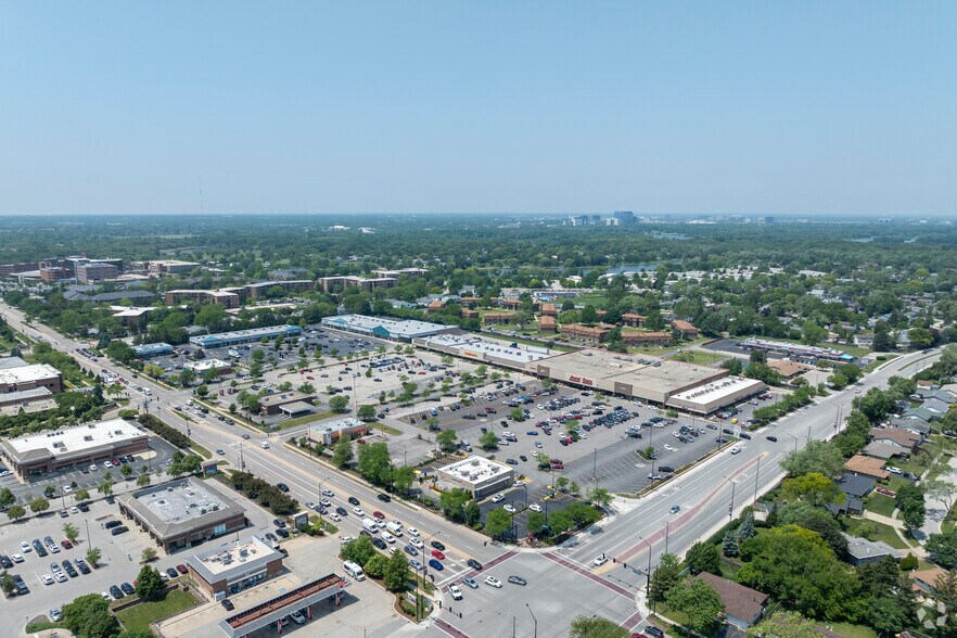 More Photos Of 20 Biesterfield Rd, Elk Grove Village Freestanding For Lease
