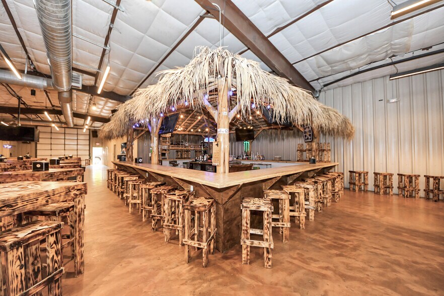 More Photos Of 11730 Aldine Westfield Rd, Houston Warehouse For Sale
