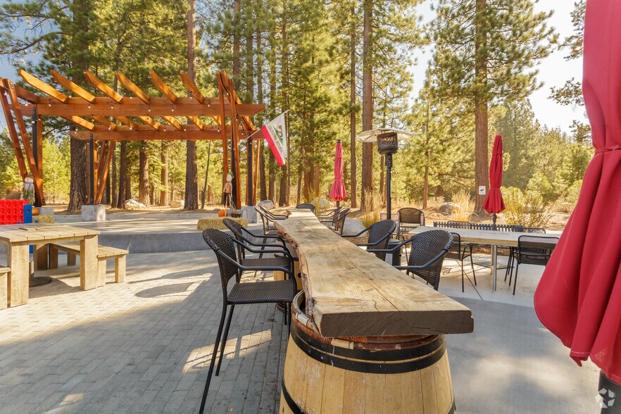 More Photos Of 2014-2062 Lake Tahoe Blvd, South Lake Tahoe Restaurant For Sale