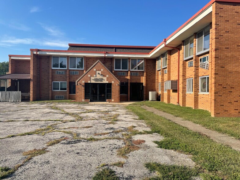 More Photos Of 1616 Cedar St, Lawrenceville Skilled Nursing Facility For Sale