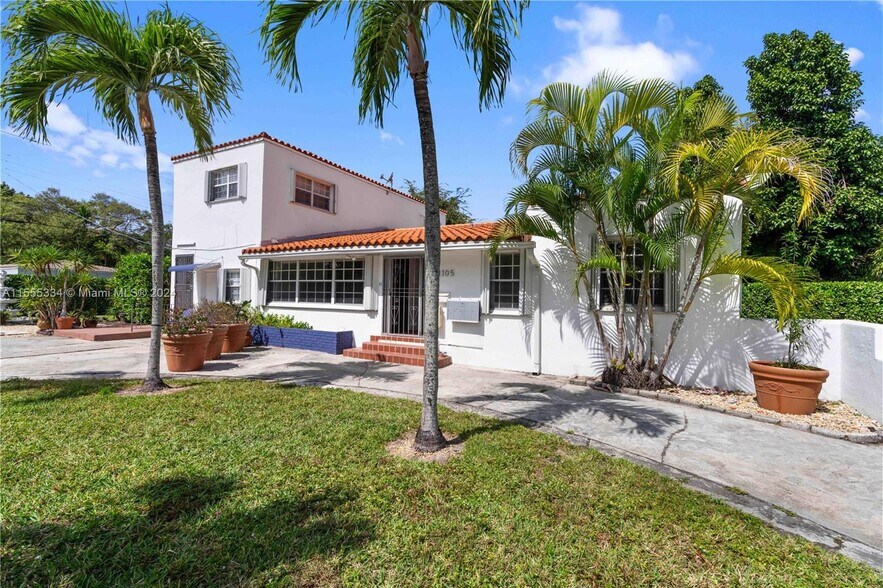 More Photos Of 1105 NE 119th St, Biscayne Park Apartments For Sale