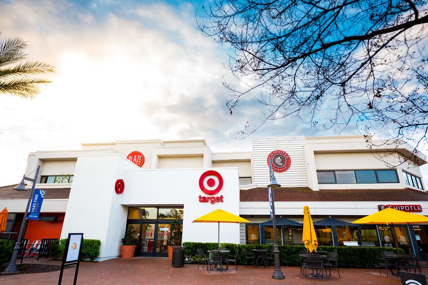 More Photos Of 4101-4255 Campus Dr, Irvine Unknown For Lease