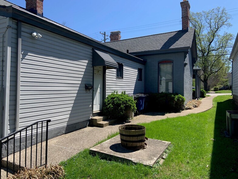 More Photos Of 635 N Broadway, Lexington Office For Lease