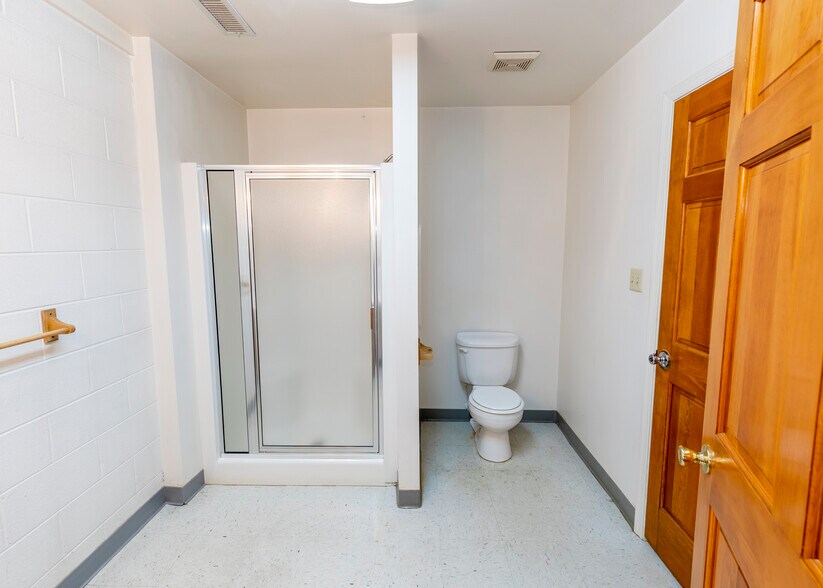 More Photos Of 1667 Cartersville Rd, Cartersville Flex For Sale