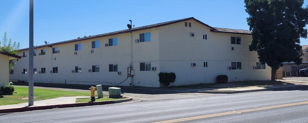 More Photos Of 340 S Blackstone St, Tulare Apartments For Sale