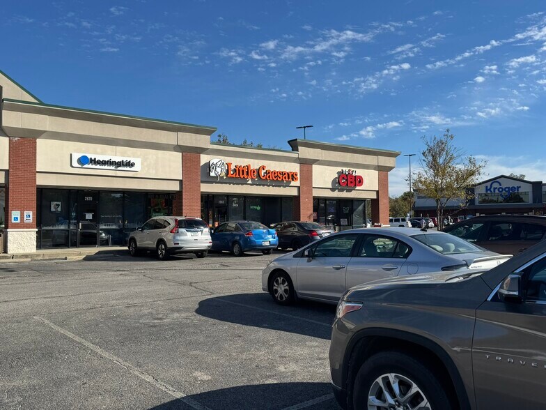More Photos Of 2860-2880 Charlestown Rd, New Albany Unknown For Lease