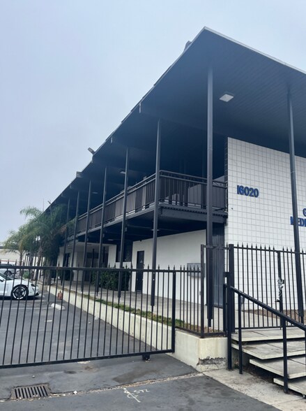 More Photos Of 16020 S Western Ave, Gardena Medical For Lease