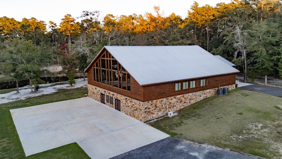 More Photos Of 3817 Central St, Waycross Specialty For Sale