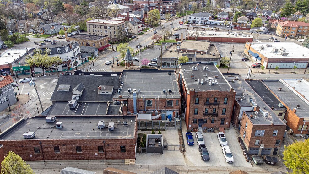 More Photos Of 6091-6095 Montgomery Rd, Cincinnati Storefront Retail Office For Lease