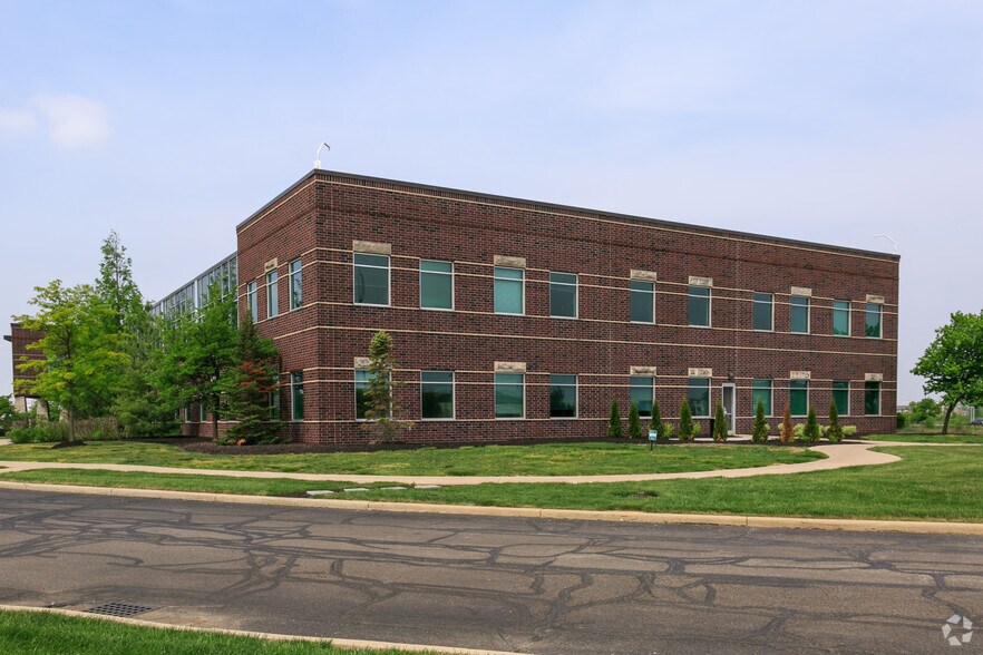 More Photos Of 2601 Stout Heritage Pky, Plainfield Office For Lease