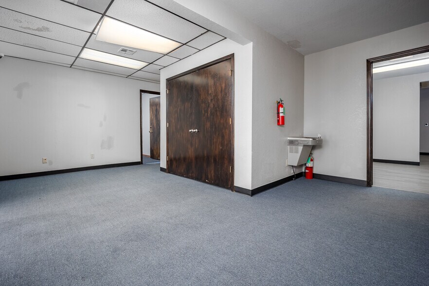 More Photos Of 2845 Broce Dr, Norman Office For Sale