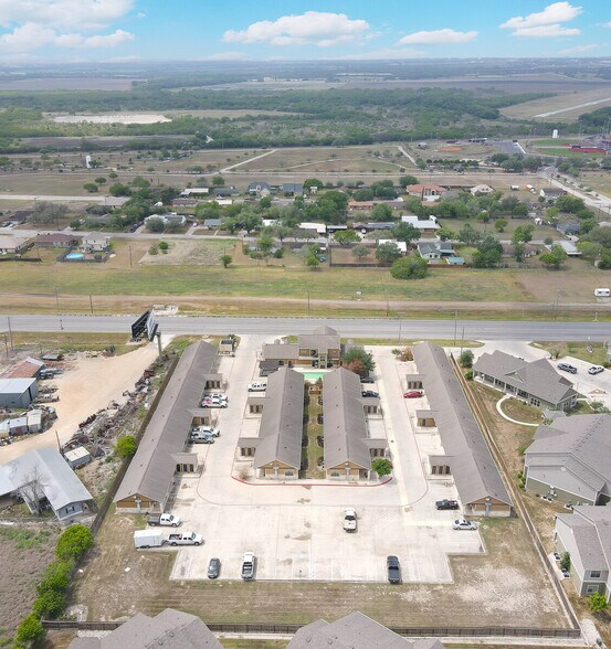 More Photos Of 301 W State Highway 72, Kenedy Hotel For Sale