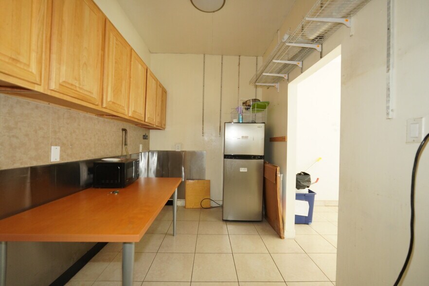 More Photos Of 2 Allen St, New York Medical For Sale