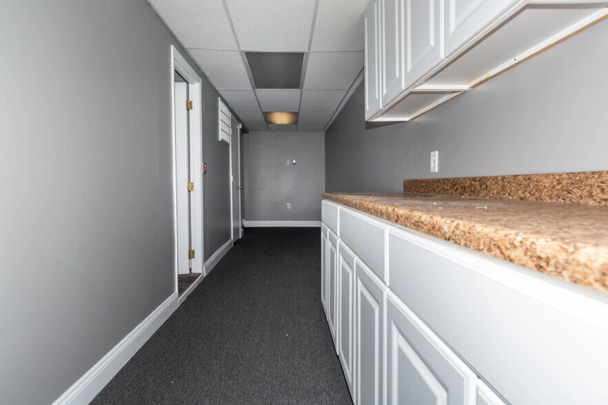 More Photos Of 115 W Mulberry St, Baltimore Office Residential For Sale