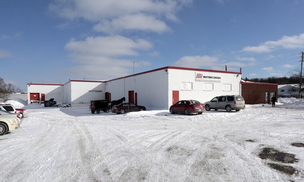 More Photos Of 510 Weber St N, Waterloo Warehouse For Lease