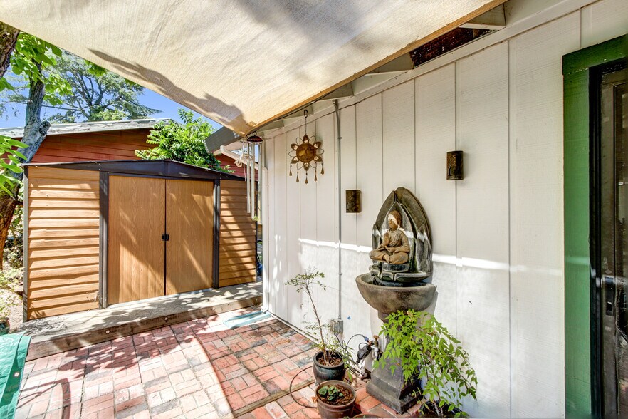 More Photos Of 4833 College Oak Dr, Sacramento Multifamily For Sale