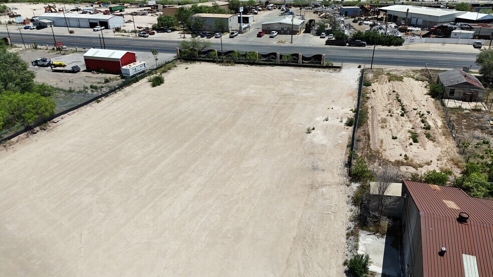 More Photos Of 3114 2nd st, Odessa Land For Lease