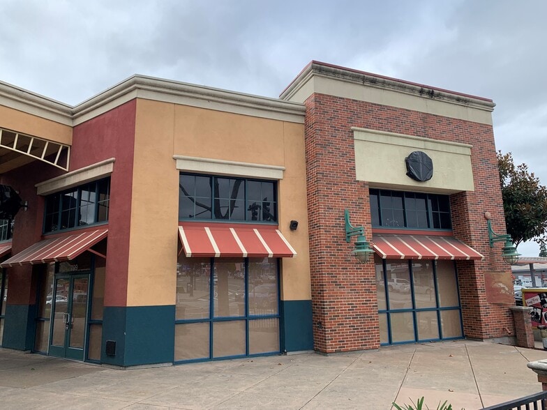 More Photos Of 22555 Mission Blvd, Hayward Unknown For Lease