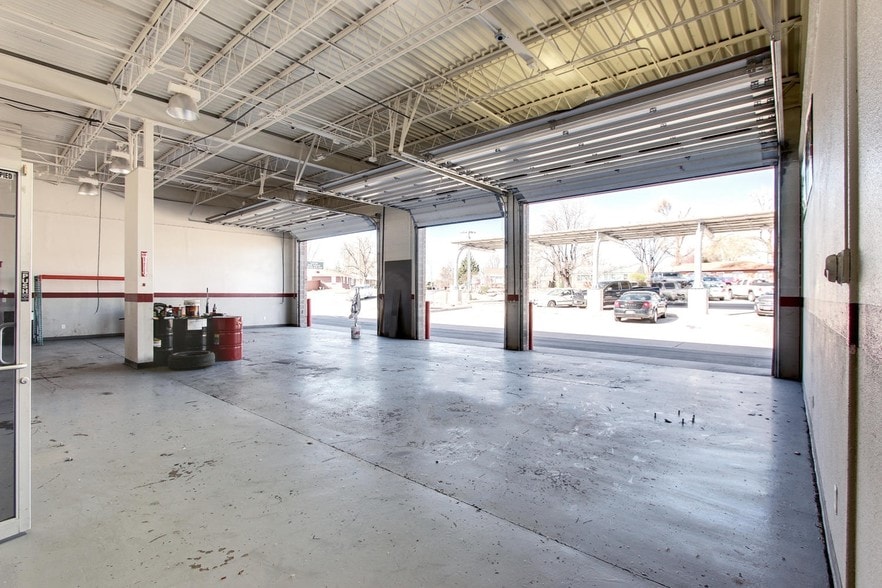 More Photos Of 2902-2908 W 10th St, Greeley General Retail For Lease