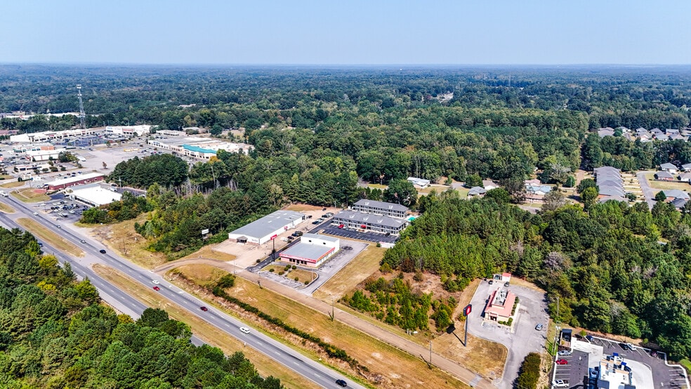 More Photos Of 1100 Highway 78 E, Jasper Hotel For Sale