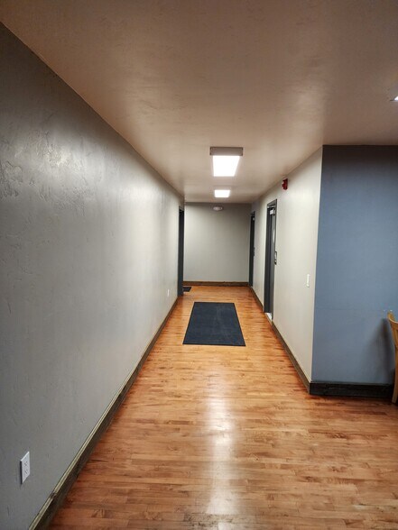 More Photos Of 142-144 N K St, Tulare Restaurant For Sale