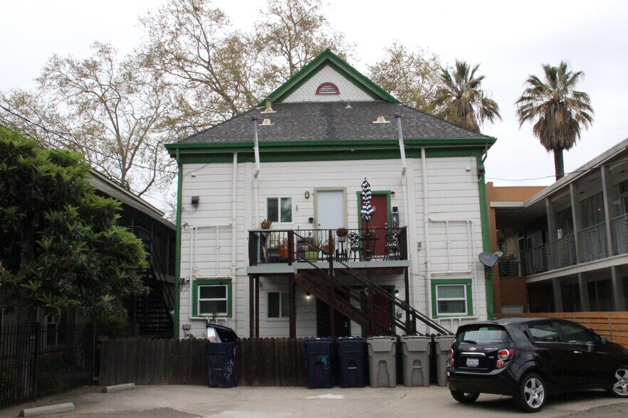 More Photos Of 2610 J St, Sacramento Apartments For Sale