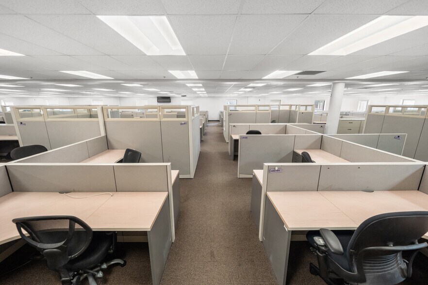 More Photos Of 231 East Ave, Albion Town Orleans Office For Lease