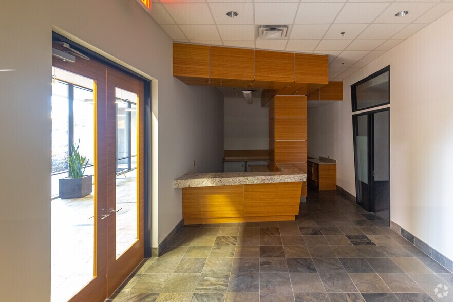 More Photos Of 550 Bailey Ave, Fort Worth Office For Lease