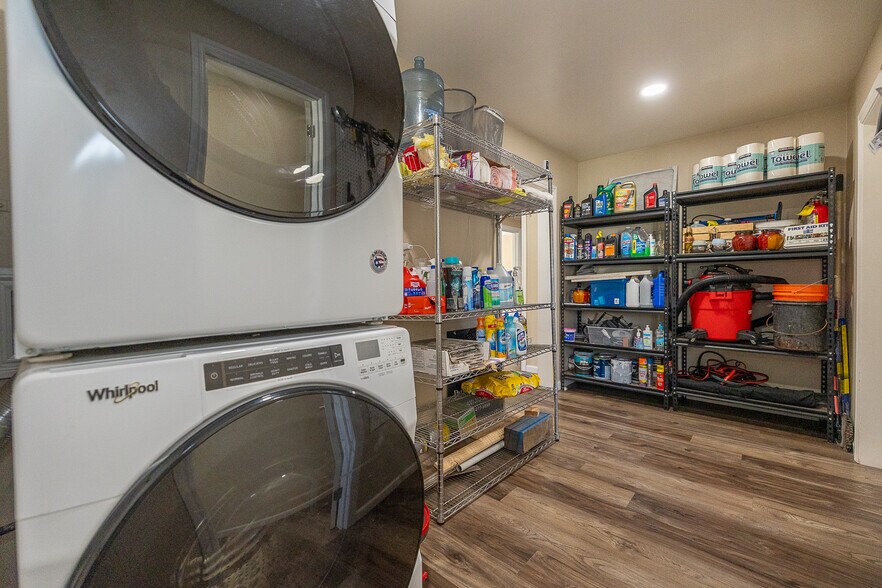 More Photos Of 25 E Hedding St, San Jose Office For Lease