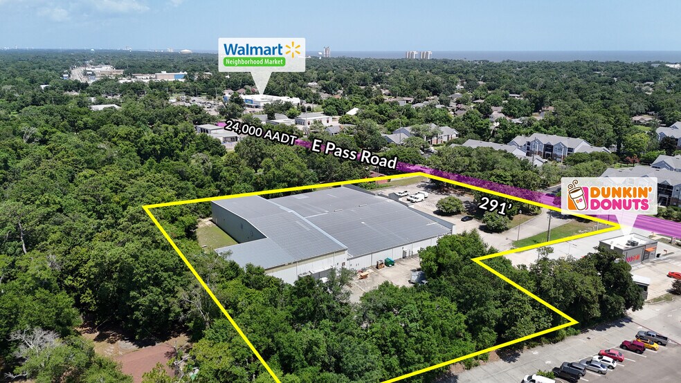 More Photos Of 1526 E Pass Rd, Gulfport Showroom For Sale