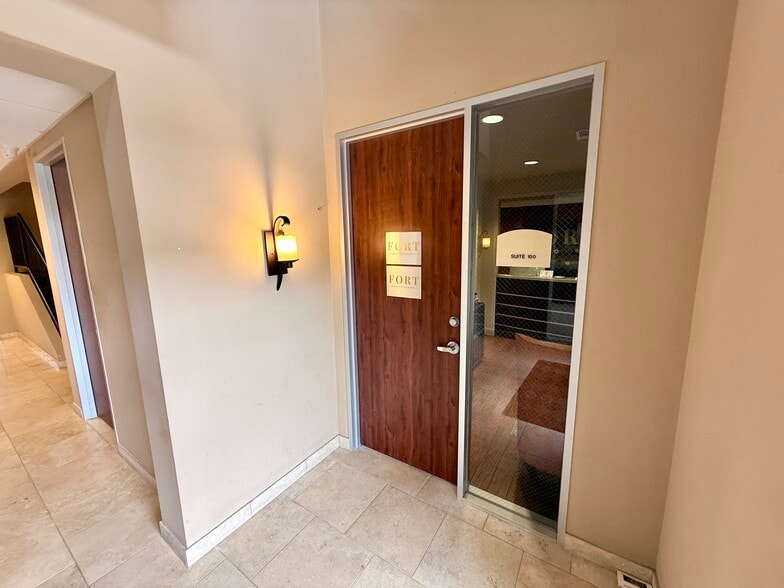 More Photos Of 7701 San Felipe Blvd, Austin Office For Sale