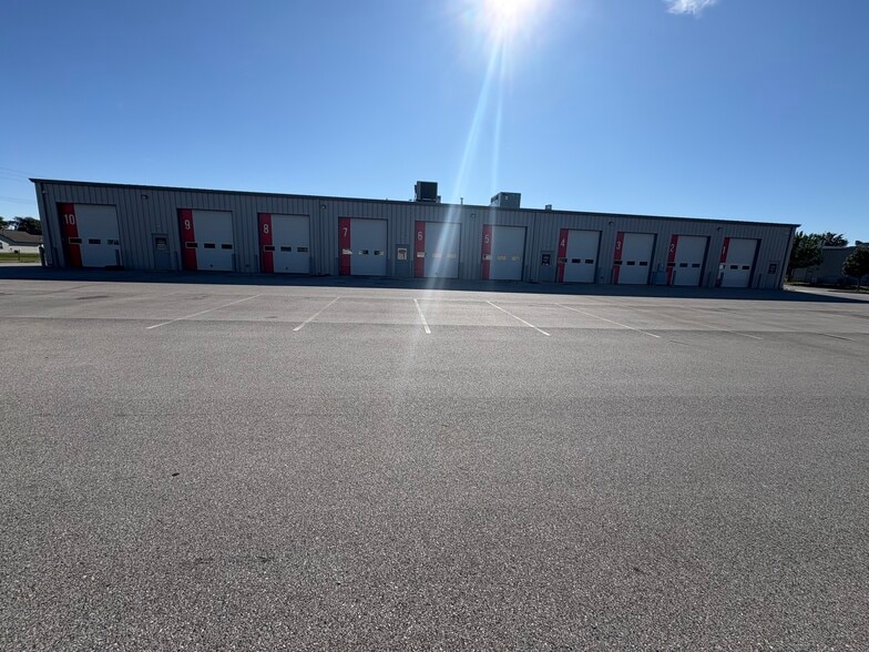 More Photos Of 2206 IFCU Way way, Lafayette Auto Repair For Sale