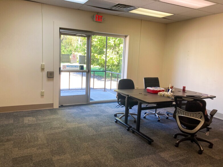 More Photos Of 510 W Union St, Athens Healthcare For Sale