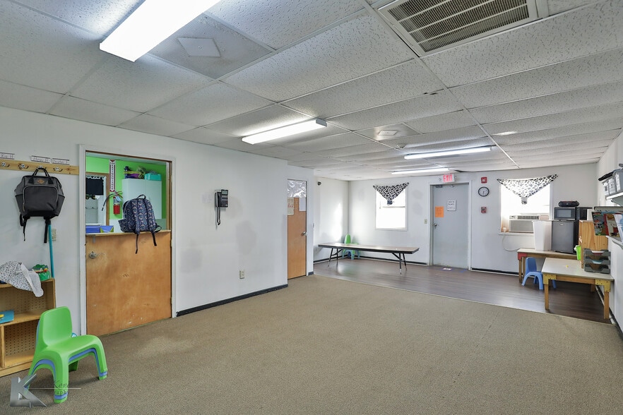 More Photos Of 6000 Buffalo Gap Rd, Abilene Daycare Center For Sale