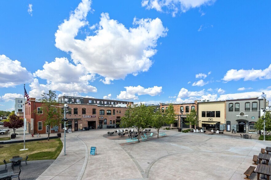 More Photos Of 905 Main St, Caldwell Office For Lease