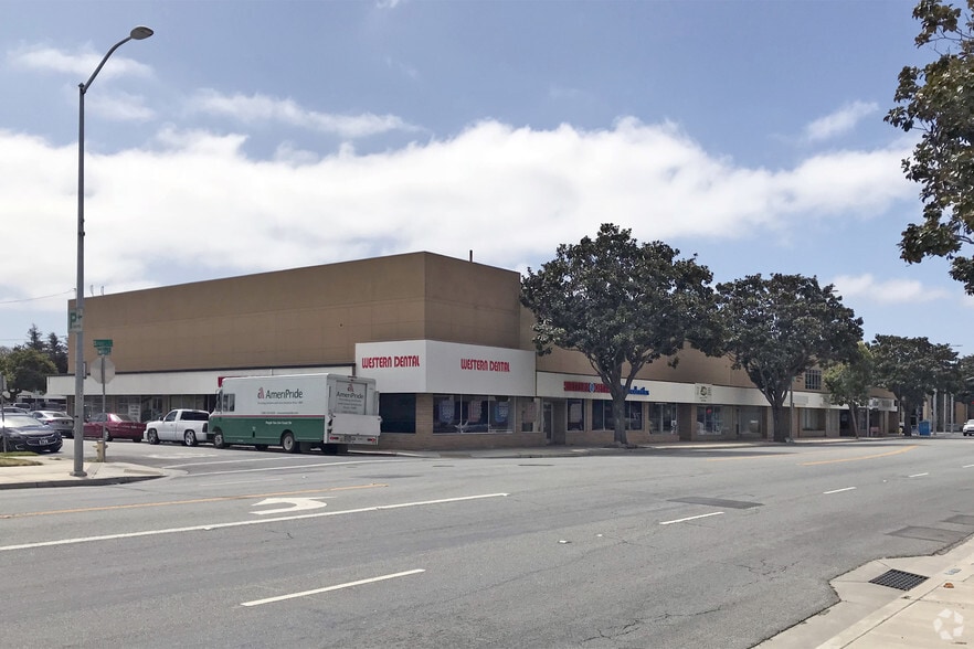 More Photos Of 945 S Main St, Salinas Storefront For Lease