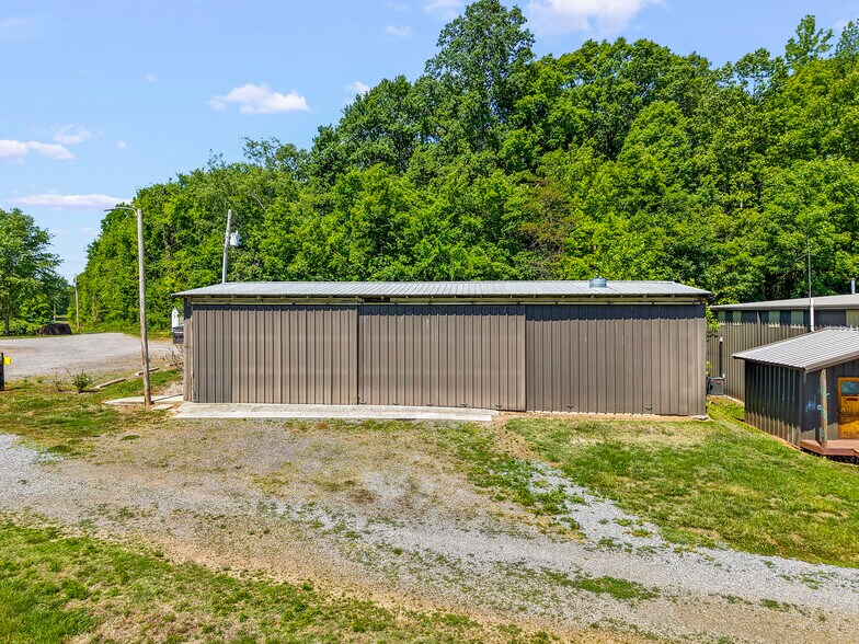 More Photos Of 249 Gilbert Rd, Mocksville Airport For Sale