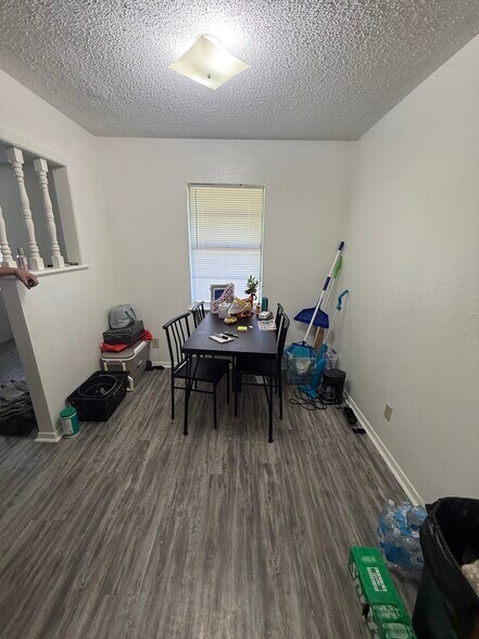 More Photos Of 1007 Richey Dr, Gladewater Apartments For Sale