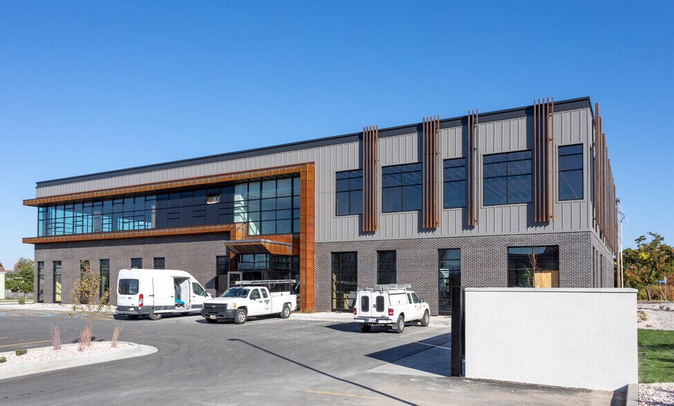 More Photos Of 74 E 400 S, Logan Office For Sale