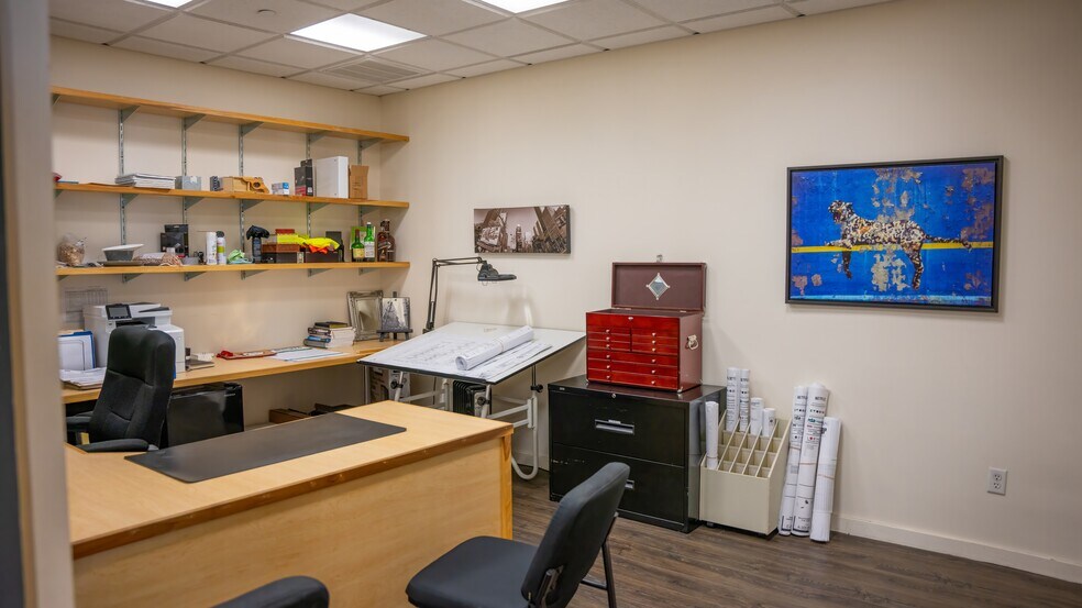 More Photos Of 230-234 S 5th Ave, Mount Vernon Light Distribution For Sale