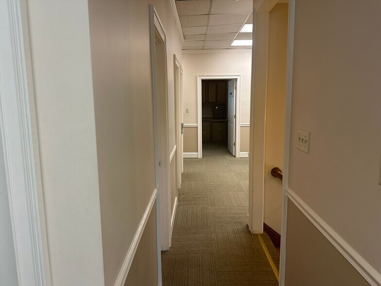 More Photos Of 2601 Commons Blvd, Augusta Office For Lease