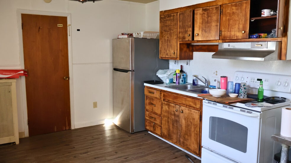 More Photos Of 103 W Main St, Annville Restaurant For Sale